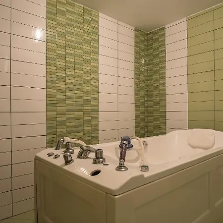 Хотел Prestige 2 Приморско