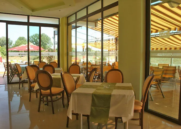 Prestige 2 ホテル